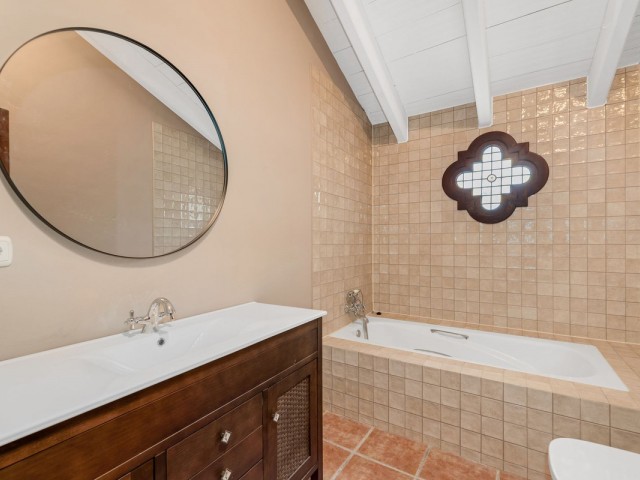 6 Sovrums Villa i Manilva