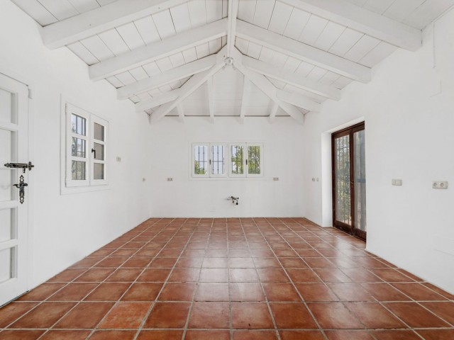 6 Sovrums Villa i Manilva