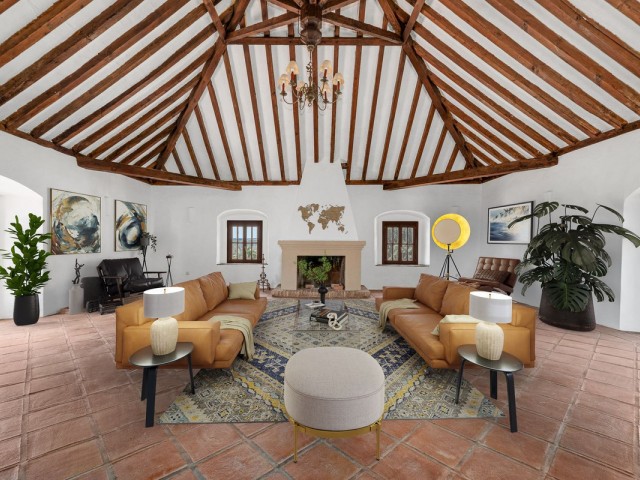 6 Sovrums Villa i Manilva