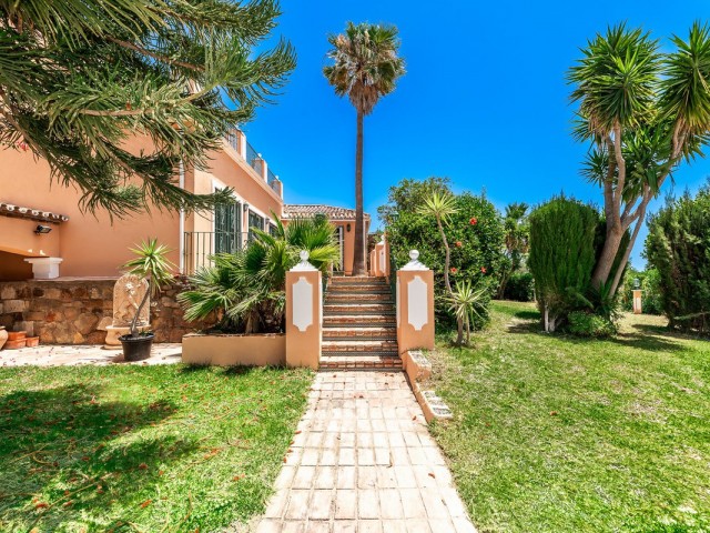 6 Sovrums Villa i Manilva