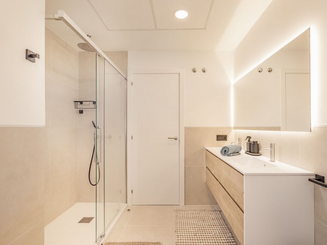 2 Makuuhuoneen Huoneisto Casares Playa