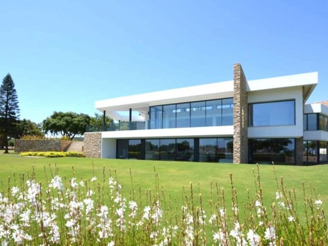 6 Bedrooms Villa in Sotogrande Alto