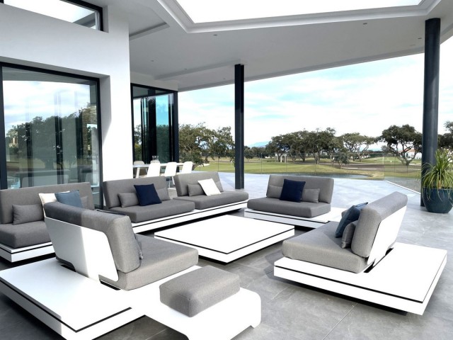 6 Bedrooms Villa in Sotogrande Alto