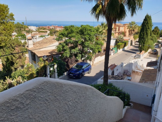 4 Bedrooms Apartment in Benalmadena