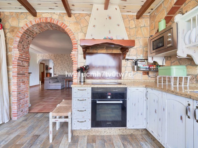 Villa, Alhaurín de la Torre, R5014798