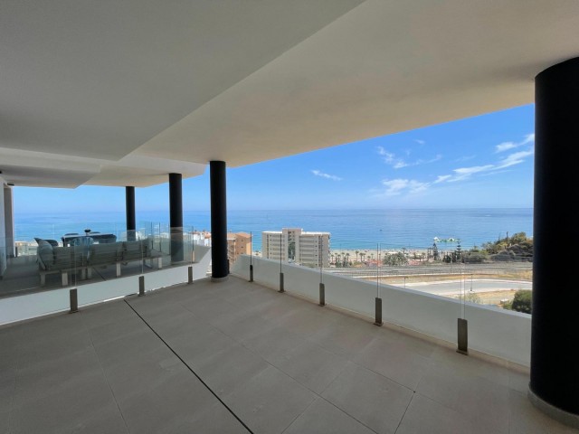 Apartamento con 2 Dormitorios  en Carvajal