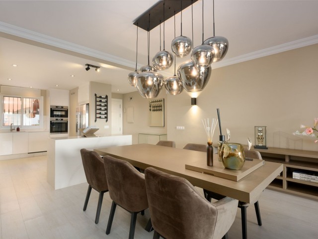 Apartamento con 2 Dormitorios  en Monte Halcones