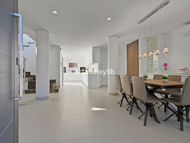 6 Bedrooms Villa in San Pedro de Alcántara