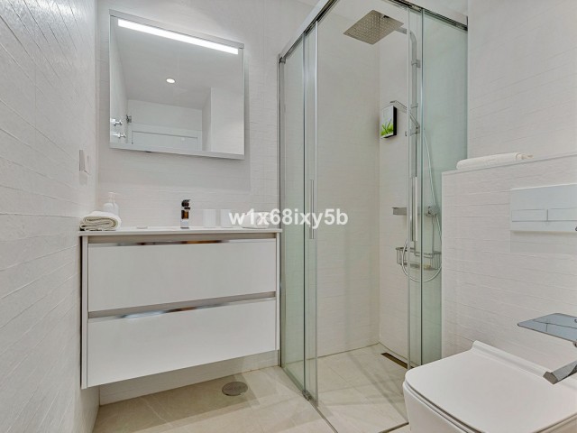 6 Bedrooms Villa in San Pedro de Alcántara