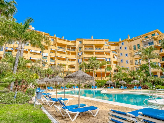 4 Bedrooms Apartment in San Pedro de Alcántara