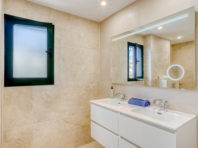 4 Bedrooms Apartment in San Pedro de Alcántara