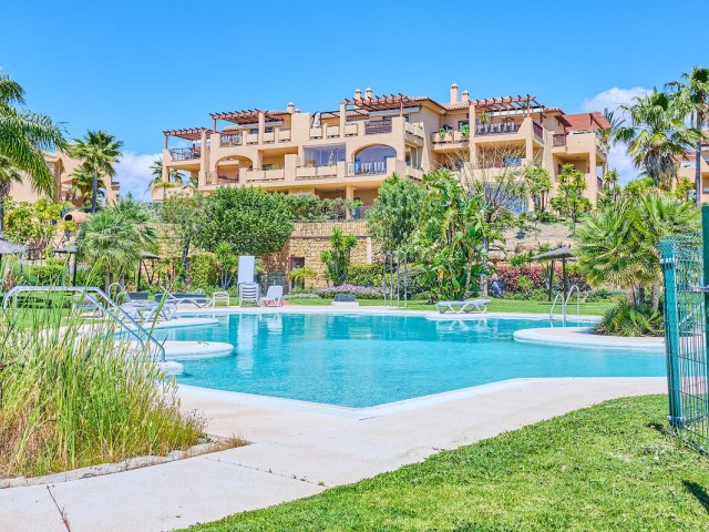 3 Bedrooms Apartment in Benahavís