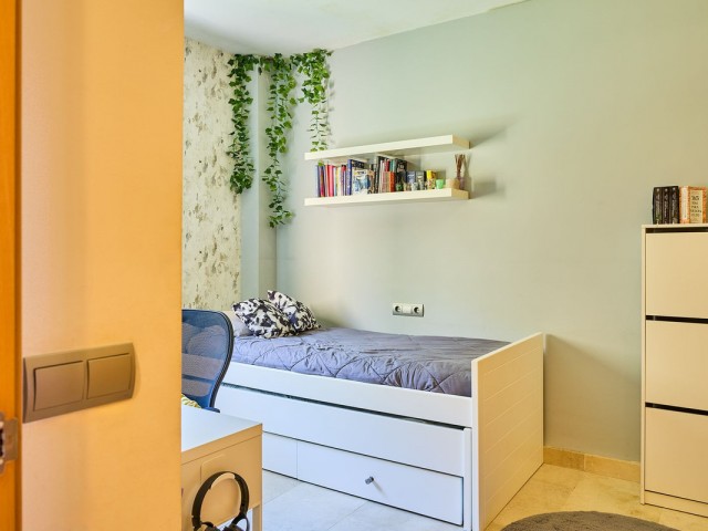 3 Bedrooms Apartment in Benahavís