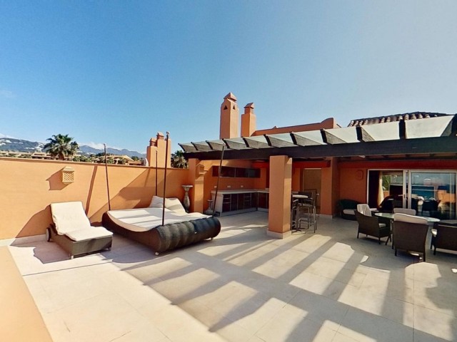 Penthouse in Los Monteros