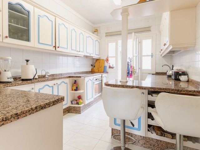 2 Bedrooms Townhouse in El Paraiso