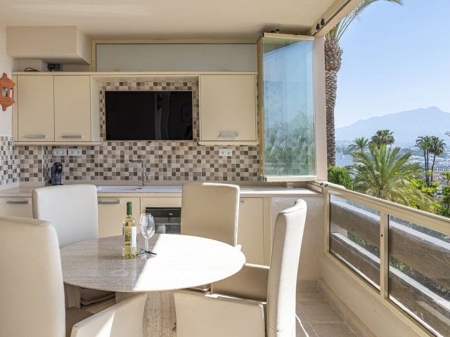 2 Bedrooms Apartment in El Paraiso