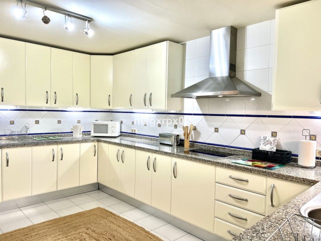 2 Slaapkamer Appartement in Bahía de Marbella