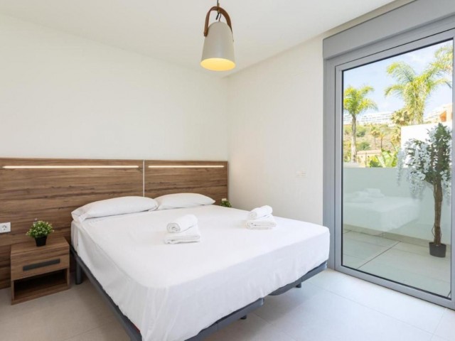 Apartamento con 2 Dormitorios  en Calanova Golf