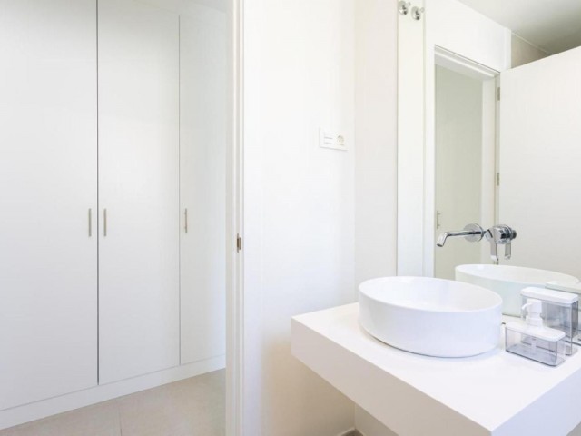 Apartamento con 2 Dormitorios  en Calanova Golf