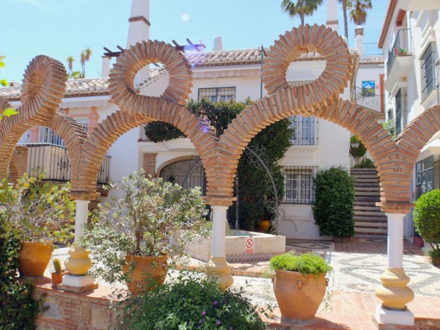 Apartamento con 4 Dormitorios  en Mijas Golf