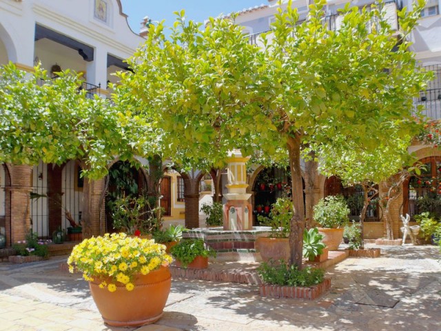 Apartamento con 4 Dormitorios  en Mijas Golf