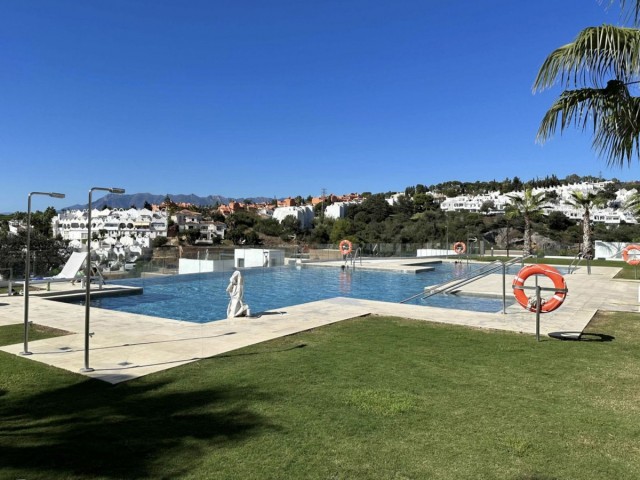 Apartamento con 2 Dormitorios  en Artola