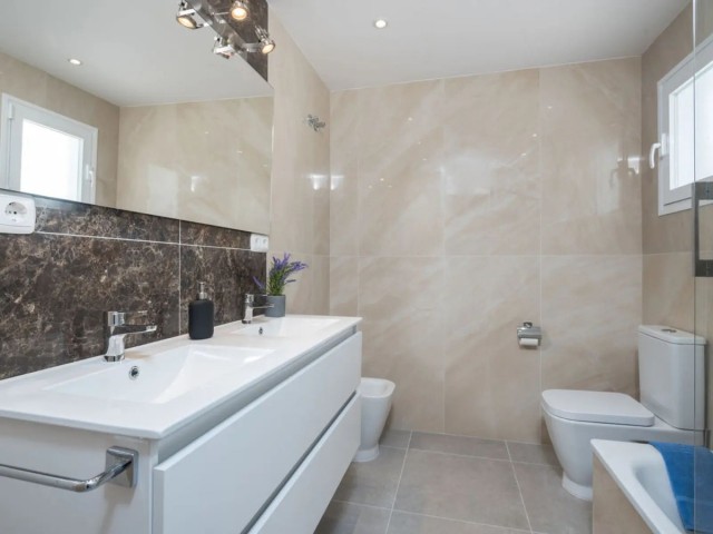 4 Sovrums Radhus i Atalaya