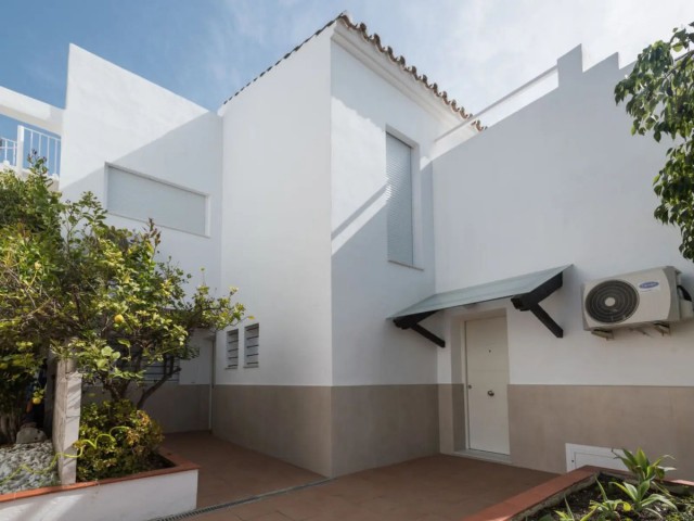 4 Bedrooms Townhouse in Atalaya