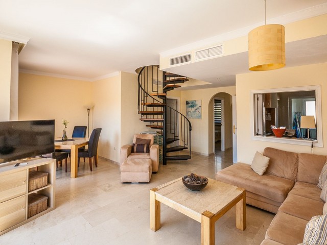 Penthouse in Elviria