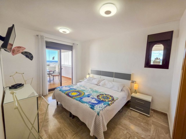Ático con 2 Dormitorios  en Casares Playa