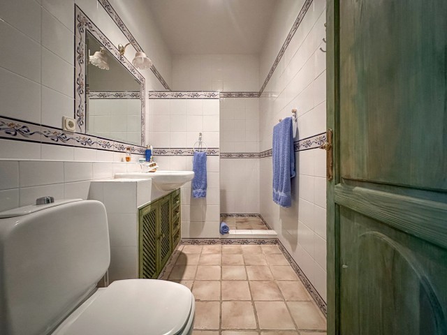 Villa con 9 Dormitorios  en Cerros del Aguila