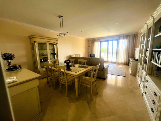 Apartment, El Paraiso, R5021266