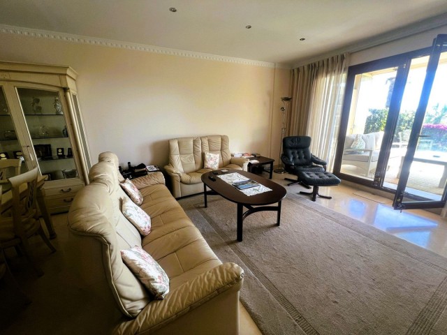 Apartment, El Paraiso, R5021266