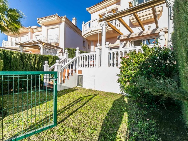 Maison mitoyenne avec 3 Chambres  à Artola