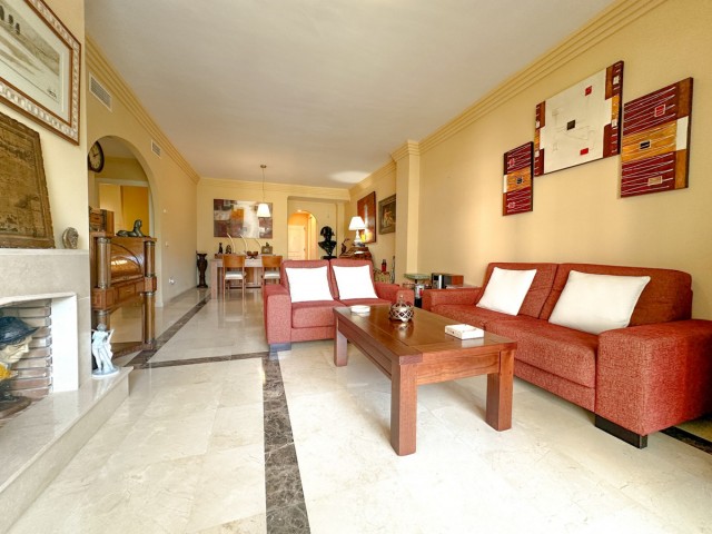 Apartment, Nueva Andalucia, R5020741