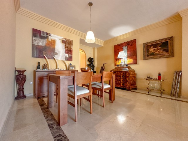 Apartment, Nueva Andalucia, R5020741
