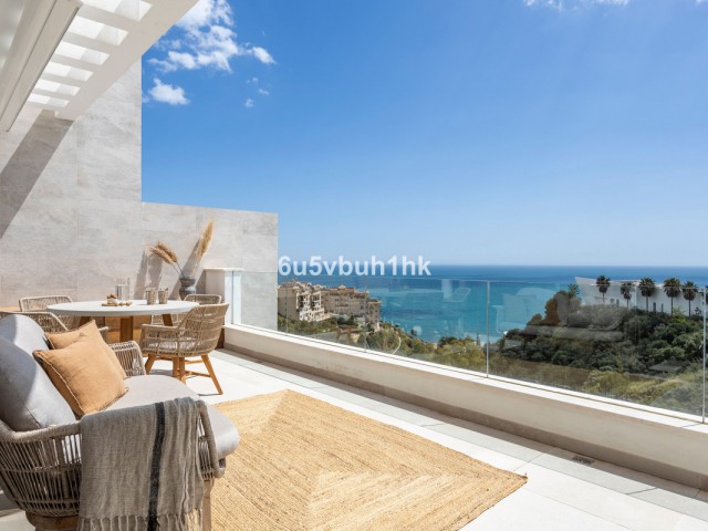 Ático con 3 Dormitorios  en La Capellania