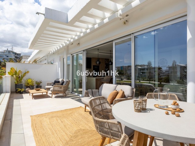 Ático con 3 Dormitorios  en La Capellania