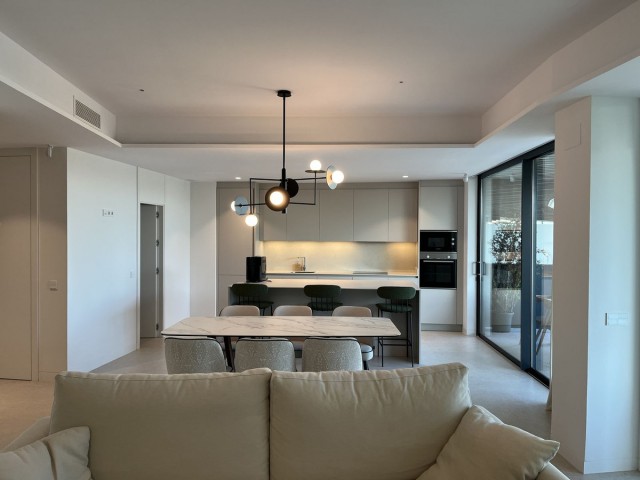 4 Bedrooms Apartment in Torremolinos