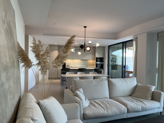 4 Bedrooms Apartment in Torremolinos