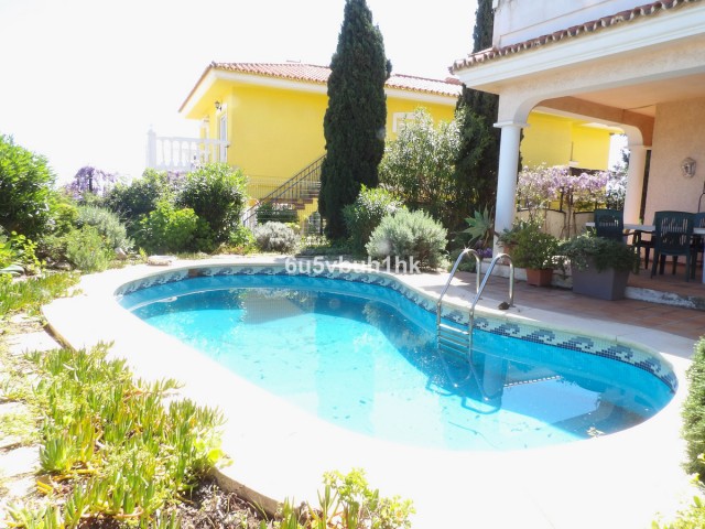3 Makuuhuoneen Huvila Fuengirola