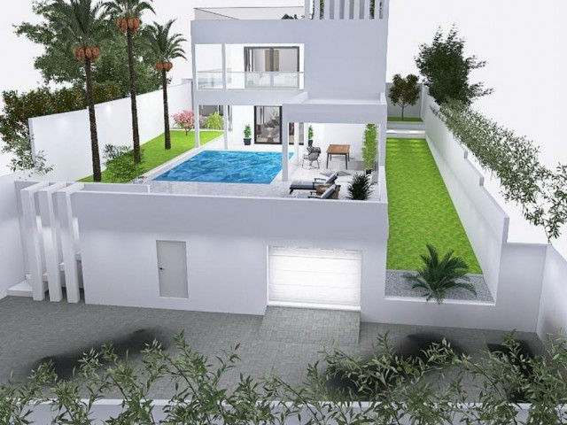 4 Bedrooms Villa in Benalmadena