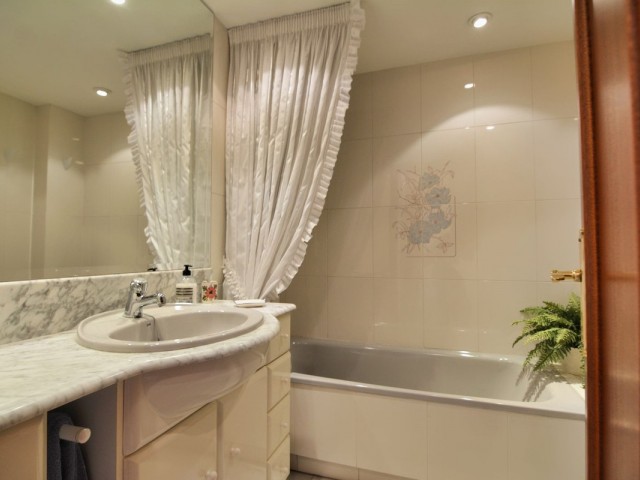 3 Bedrooms Apartment in Los Boliches