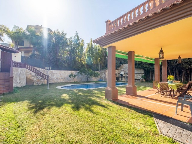 6 Bedrooms Villa in San Pedro de Alcántara