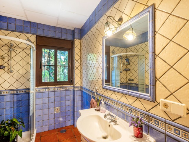 6 Bedrooms Villa in San Pedro de Alcántara