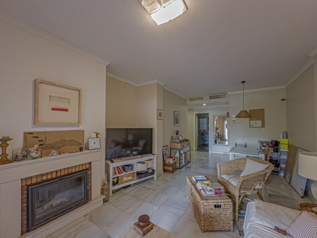 Apartment, Hacienda del Sol, R5024578