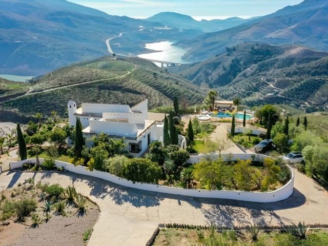 5 Bedrooms Villa in Málaga