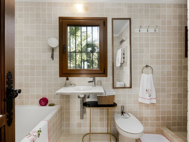 Villa avec 5 Chambres  à Málaga