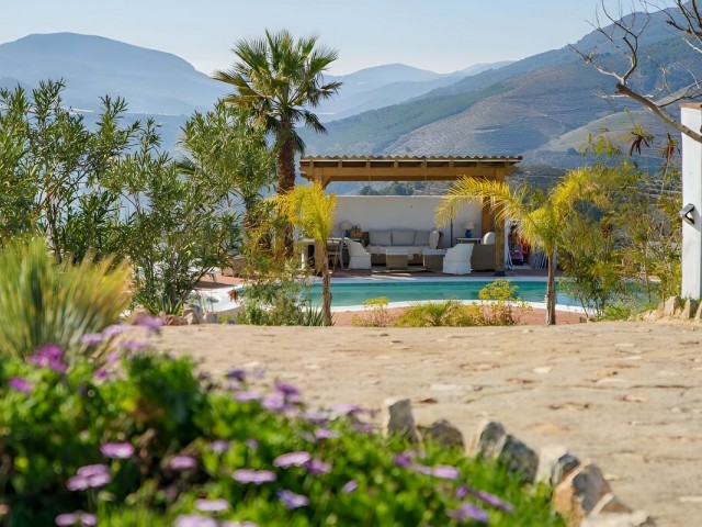 Villa avec 5 Chambres  à Málaga