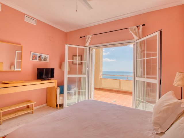 3 Bedrooms Apartment in Manilva